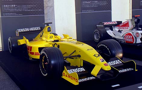 ジョーダン・EJ12 ホンダ（2002年）ジャンカルロ・フィジケラ/佐藤琢磨